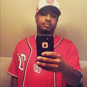 Meet your Posher, Aaron